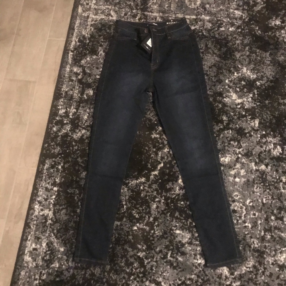Never been worn Fashion nova jeans